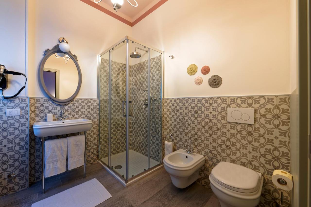 White Ribbon Hotel Милано Екстериор снимка
