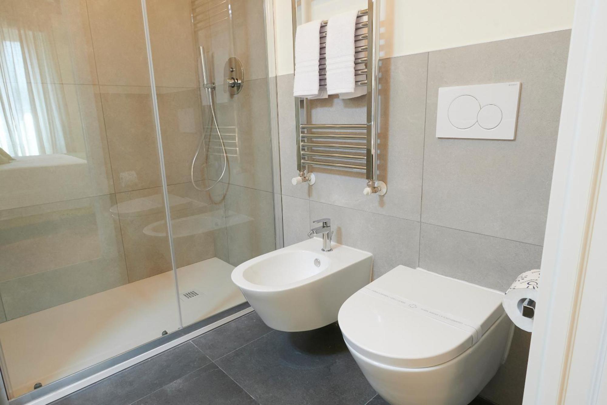 White Ribbon Hotel Милано Екстериор снимка